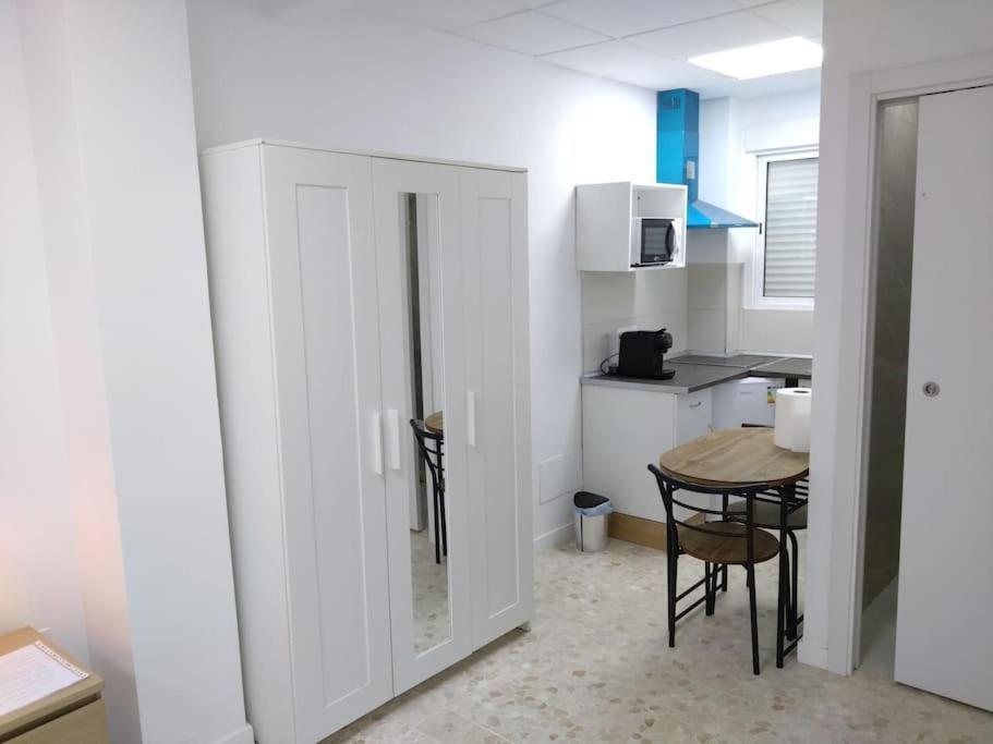 Appartment As A Service. Book It Now Málaga Extérieur photo